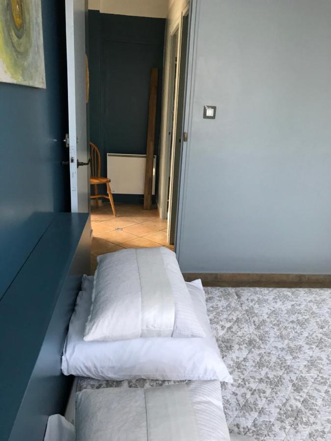L'Atelier Des Coudelieres Bed and Breakfast Le Thor Exteriör bild
